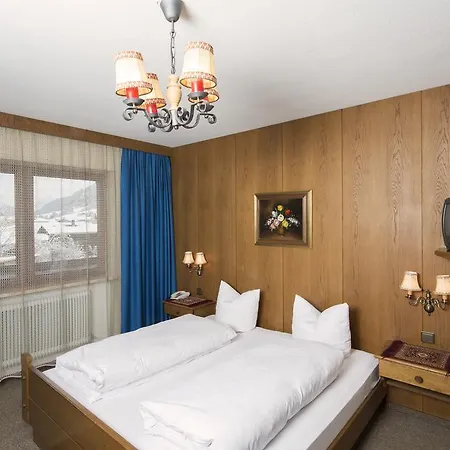 穆尔巴赫霍夫膳食酒店 阿尔卑巴赫