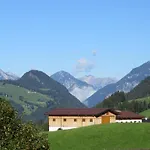 Konukevi Muhlbachhof 3*